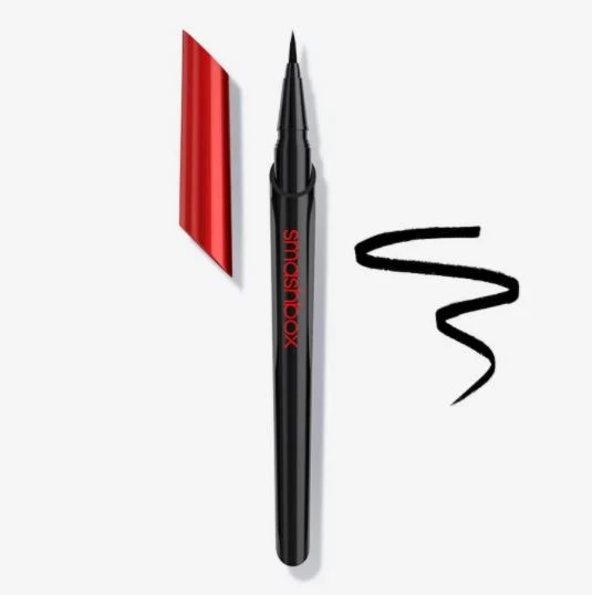 Το eyeliner που κάθε newbie στο μακιγιάζ πρέπει να έχει στο νεσεσέρ του
