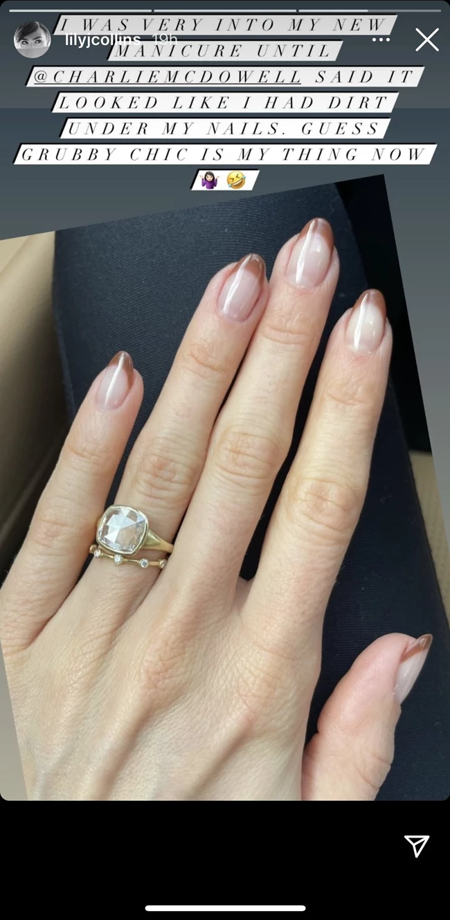 French Mani with a twist | Το “περίεργο” χρώμα νυχιών της Lily Collins