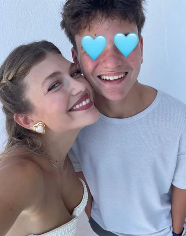 Κλέλια Ανδριολάτου