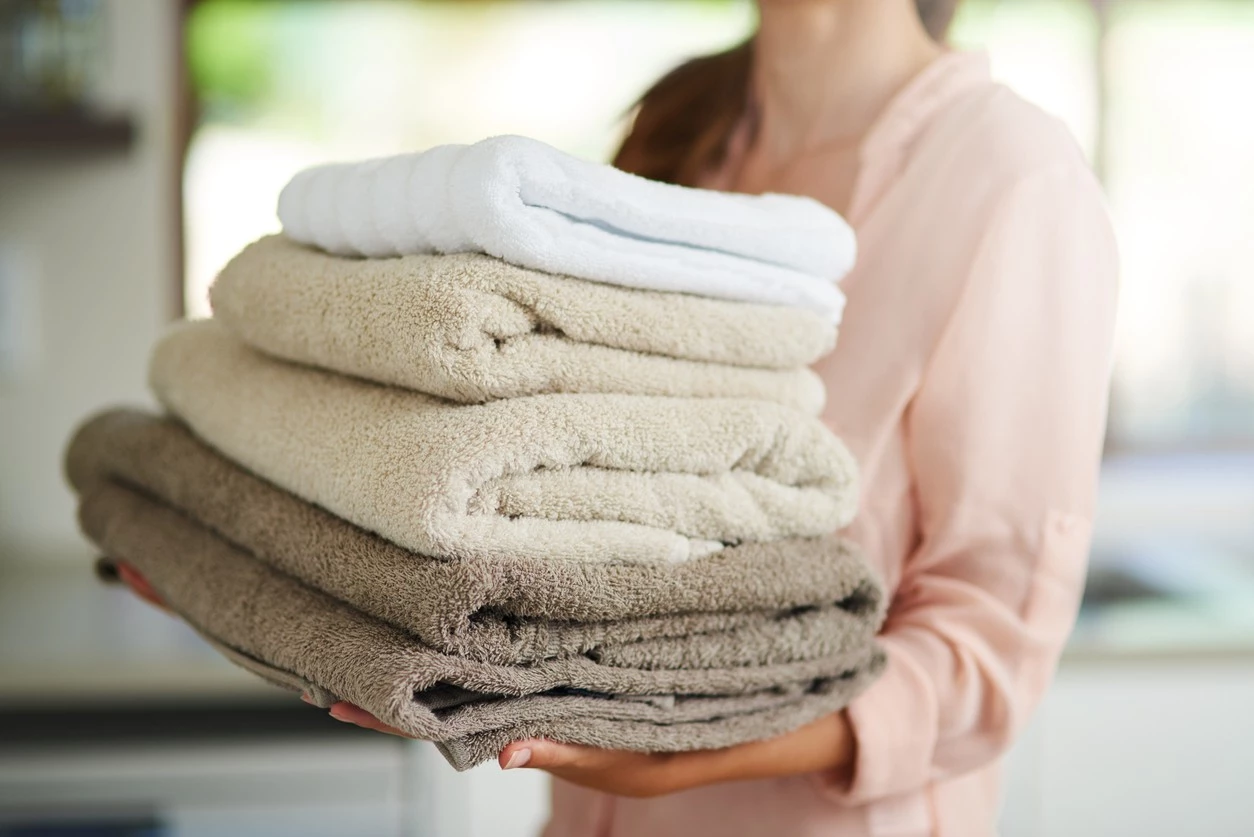 Πώς διατηρούνται απαλές οι πετσέτες; 4 tips για να είναι υπέροχα αφράτες