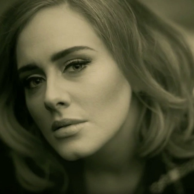 adele-hello.22.59 AM