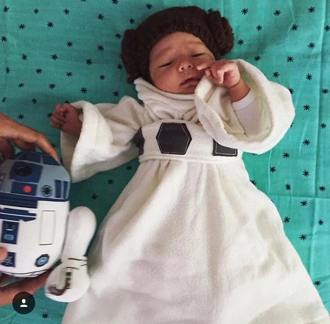 daughter-max-star-wars-fan-mark-zuckerberg-16__700