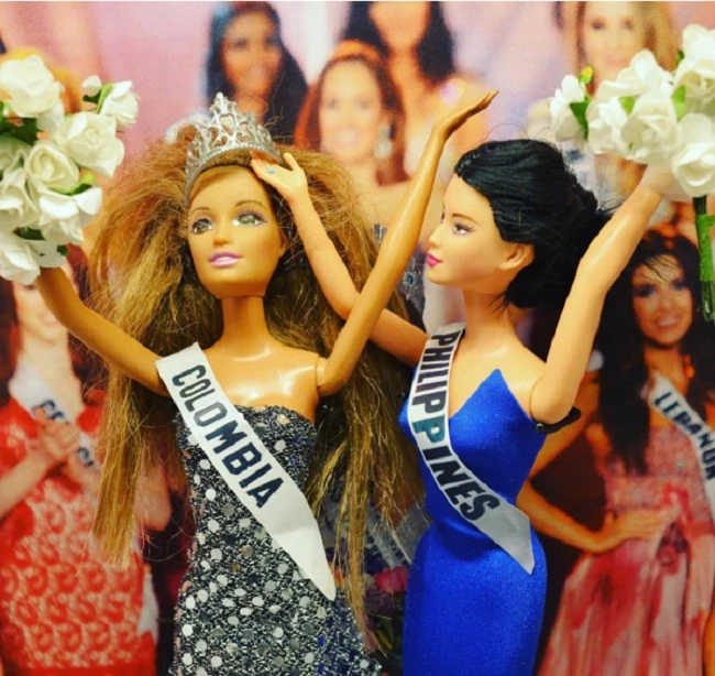 Ο λογαριασμός που θα λατρέψεις στο Instagram: Κούκλες αναπαριστούν pop culture στιγμές - εικόνα 2