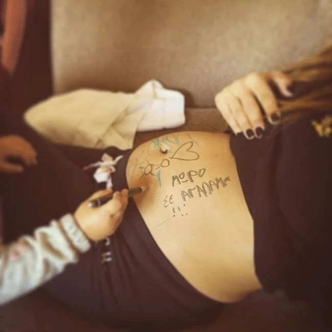 Ιωάννα Μπούκη: Η τρυφερή φωτογραφία που επιβεβαιώνει την εγκυμοσύνη της