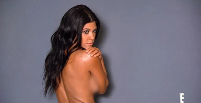 Kourtney Kardashian: H γυμνή φωτογράφηση που έκλεψε τις εντυπώσεις