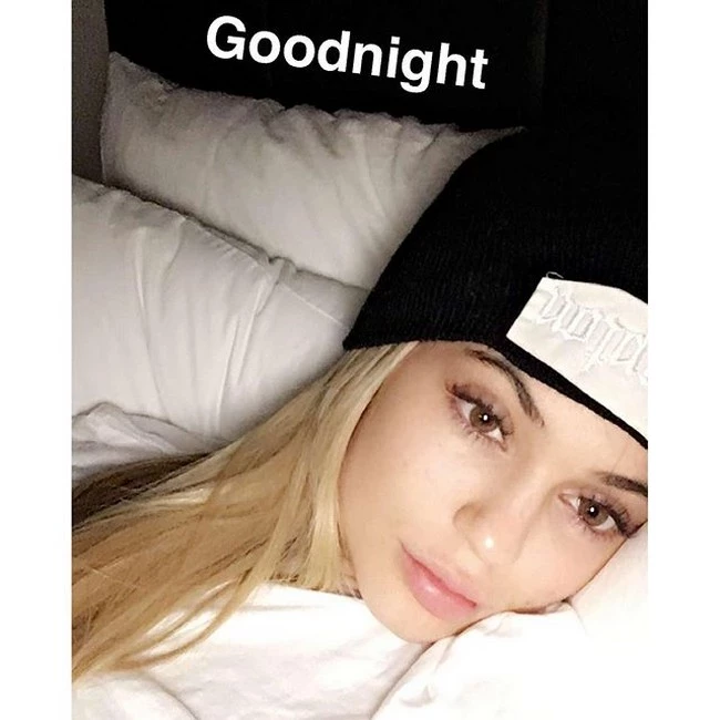 kylie-blonde3