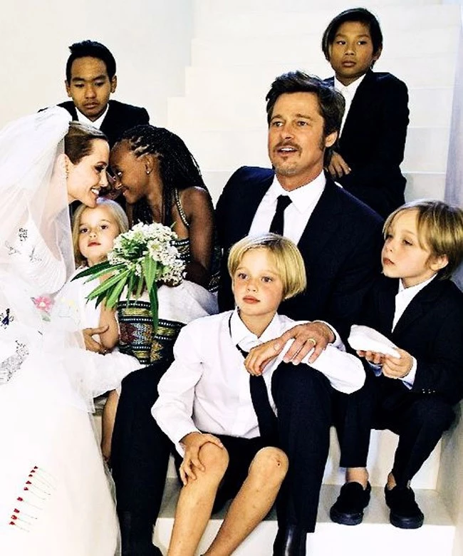 Angelina Jolie - Brad Pitt: Χωρίζουν ύστερα από 12 χρόνια σχέσης