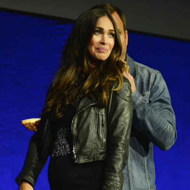 Megan Fox: Ιδού τι απαντά η σταρ για την πατρότητα του παιδιού της!