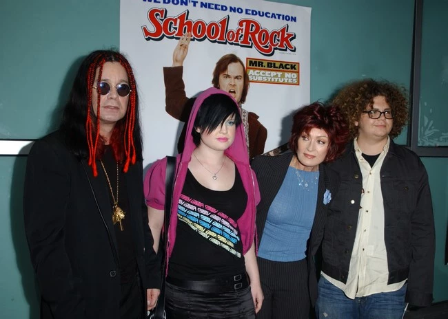 © Debbie VanStory/ABACA. 50285. Los Angeles-CA- USA, 24/09/03. The Osbournes; Ozzy Osbourne, Kelly Osbourne, Sharon Osbourne and Jack Osbourne attend the L.A Premiere of School of Rock held at the Arclight Cinerama Dome. | 50285_65