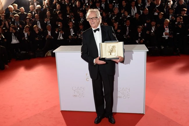Ken Loach attending the Winners' Photocall at the Palais Des Festivals in Cannes, France on May 22, 2016, as part of the 69th Cannes Film Festival. Photo by Aurore Marechal/ABACAPRESS.COM | 548171_007 Cannes France