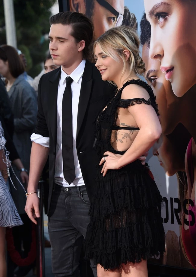 Brooklyn Beckham - Chloe Moretz: Στην πρώτη τους επίσημη εμφάνιση ως ζευγάρι