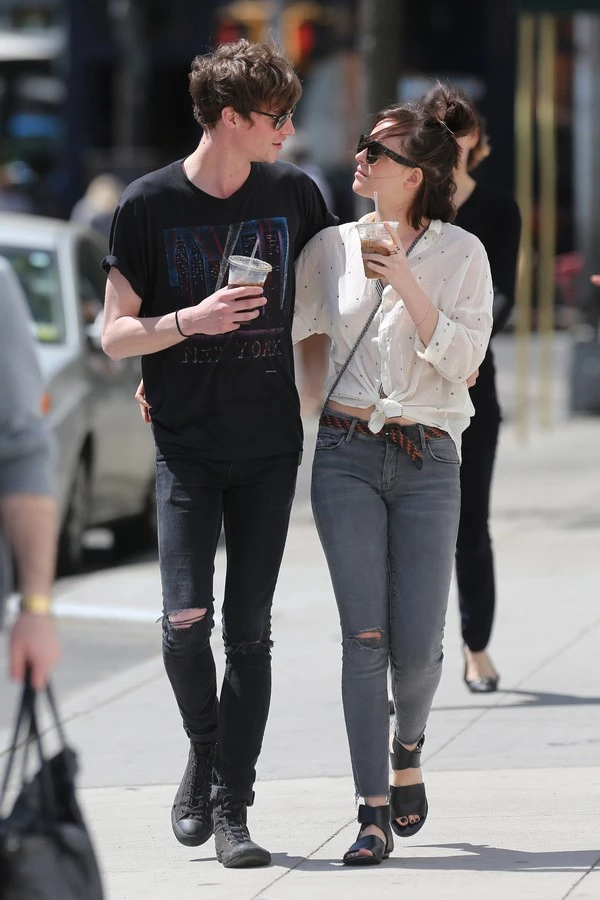 UK CLIENTS MUST CREDIT: AKM-GSI ONLY Dakota Johnson holds hands with her boyfriend Matthew Hitt after having lunch at Cafe Cluny in the West Village. The couple, who reportedly split after Dakota's new found 'Fifty Shades of Grey' fame, were reunited once again on Thursday in New York, NY. Pictured: Dakota Johnson and Matthew Hitt Ref: SPL1020138 070515 Picture by: AKM-GSI / Splash News 