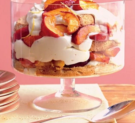 Υπέροχο trifle με ροδάκινο