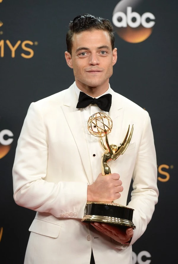 Rami Malek poses in the press room during the 68th Annual Primetime Emmy Awards at Microsoft Theater on September 18, 2016 in Los Angeles, CA, USA. Photo by Lionel Hahn/ABACAPRESS.COM | 563613_041 Los Angeles Etats-Unis United States
