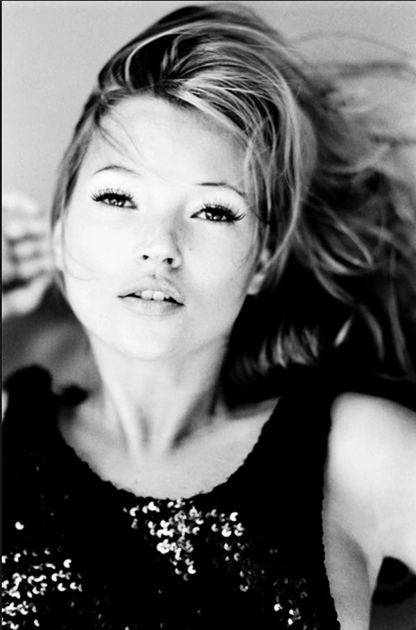 Kate Moss: Τέλος από τις πασαρέλες;