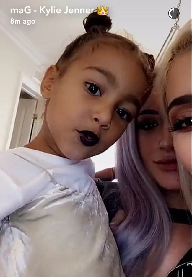 North West: Ακολουθεί πιστά τα βήματα της Kylie Jenner!