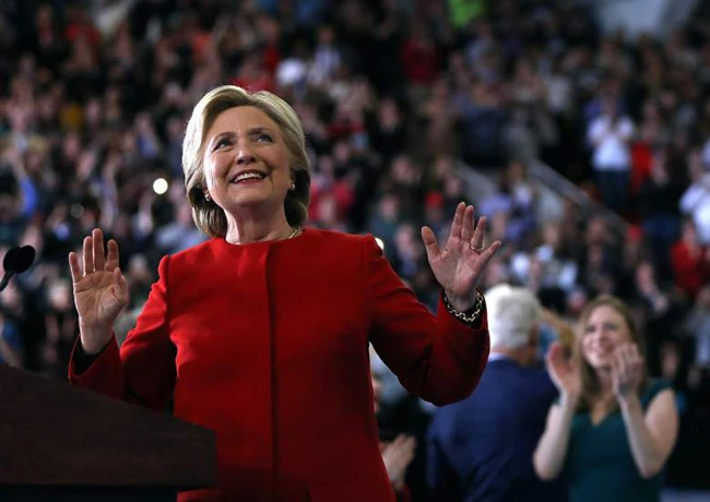 hillary-red-suit
