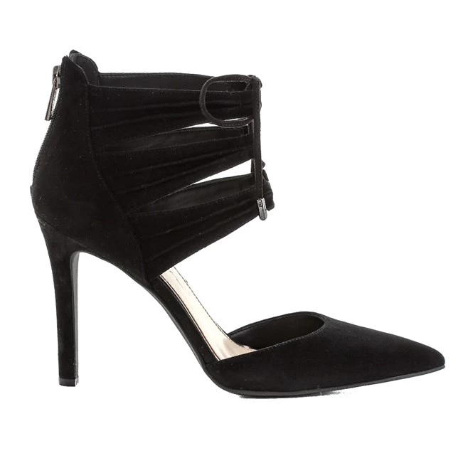 μαύρα ψηλοτάκουνα παπούτσια