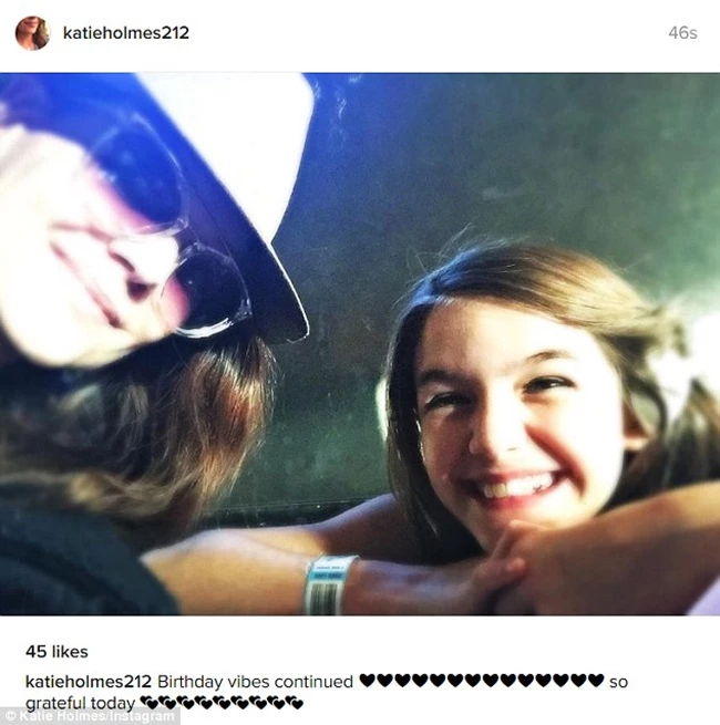 Katie Holmes: Γιόρτασε τα γενέθλιά της με μια selfie με την Suri
