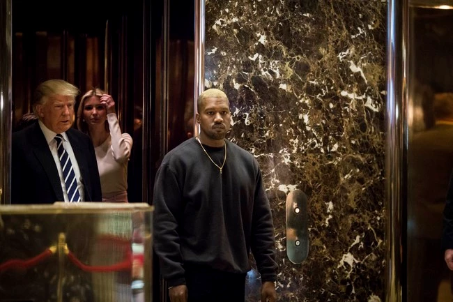 U.S. President-elect Donald J. Trump and Musician Kanye West pose for photographers in the lobby of Trump Tower in Manhattan, New York City, NY, USA, on Tuesday, December 13, 2016. Photo by John Taggart/Pool/ABACAPRESS.COM  | 575045_012 New York City Etats-Unis United States