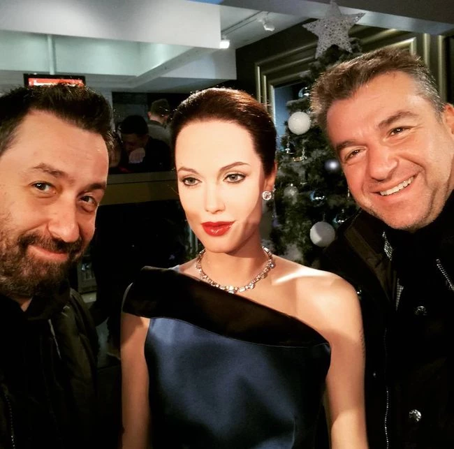 Γιώργος Λιάγκας: Η selfie φωτογραφία του με την Angelina Jolie