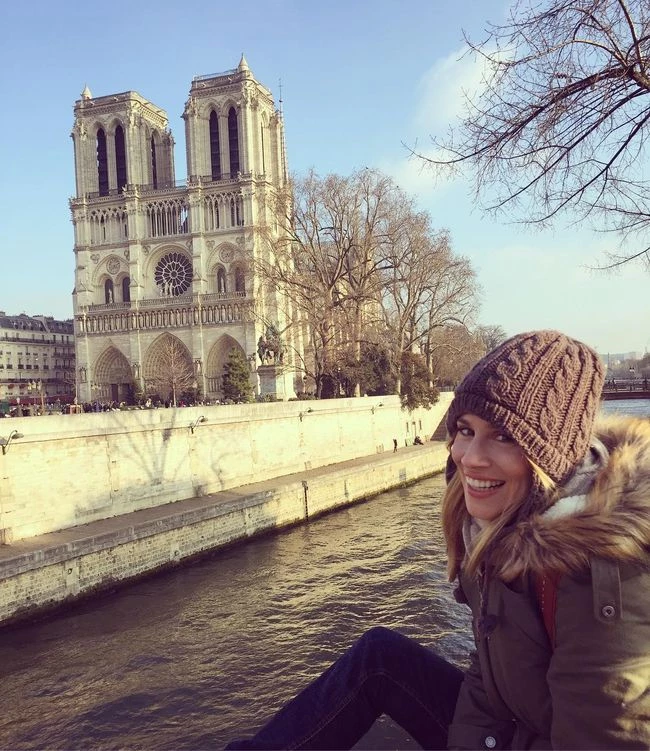 Νάντια Μπουλέ: Η φωτογραφία από το ταξίδι της στο Παρίσι!