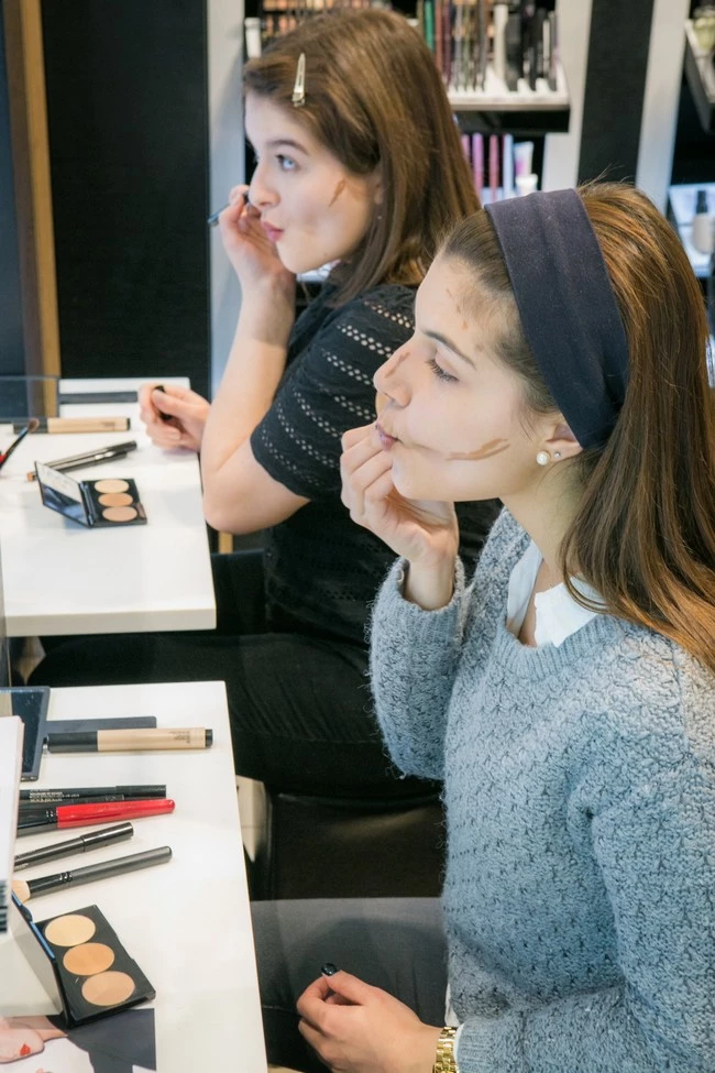 The Beauty Challenge by Smashbox: Oι νικήτριες μαθαίνουν τα μυστικά του contouring! - εικόνα 6