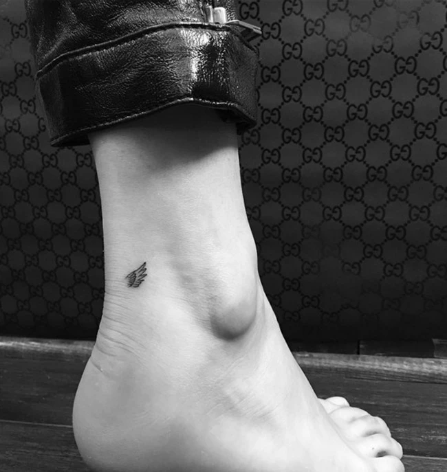 Bella Hadid: Αυτά είναι τα νέα της πανέμορφα τατουάζ
