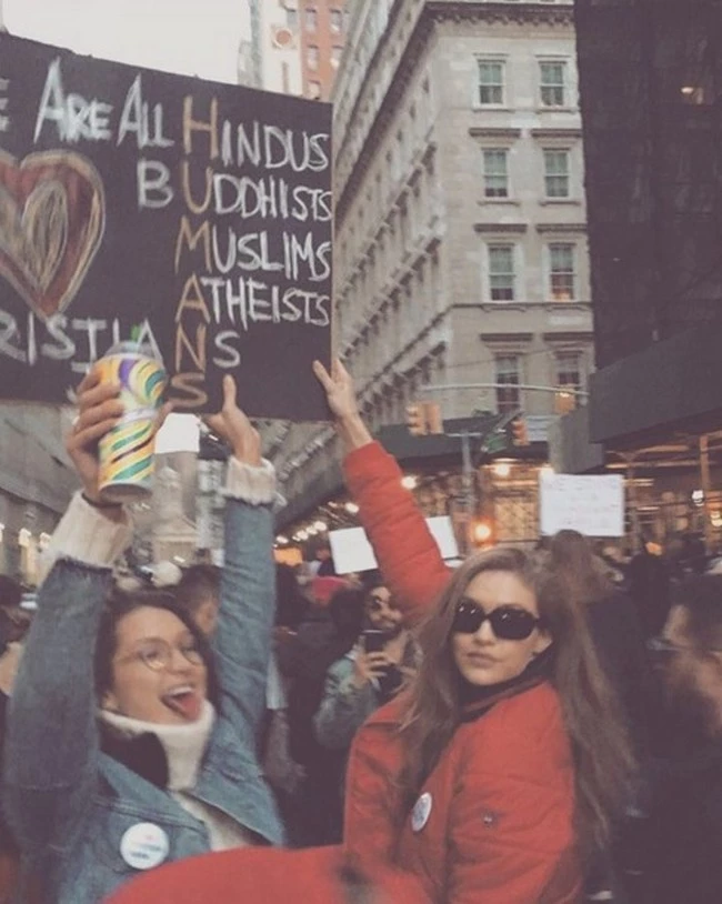 Gigi και Bella Hadid: Η διαμαρτυρία τους ενάντια στον Donald Trump