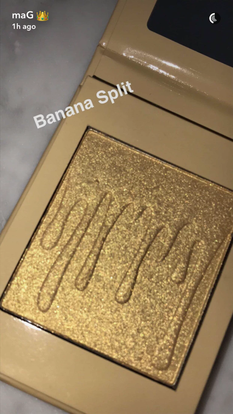 Η Kylie Jenner λανσάρει τα δικά της highlighters - Δες όλες τις αποχρώσεις
