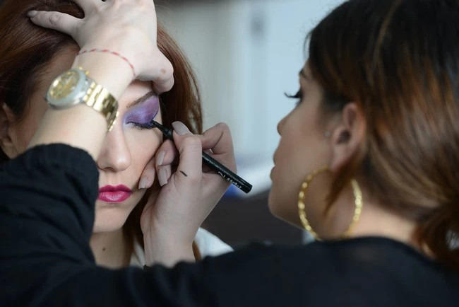 Το μακιγιάζ είναι τέχνη: Ιδέες για καινοτόμα make up looks που στηρίζουν την ατομικότητα - εικόνα 11