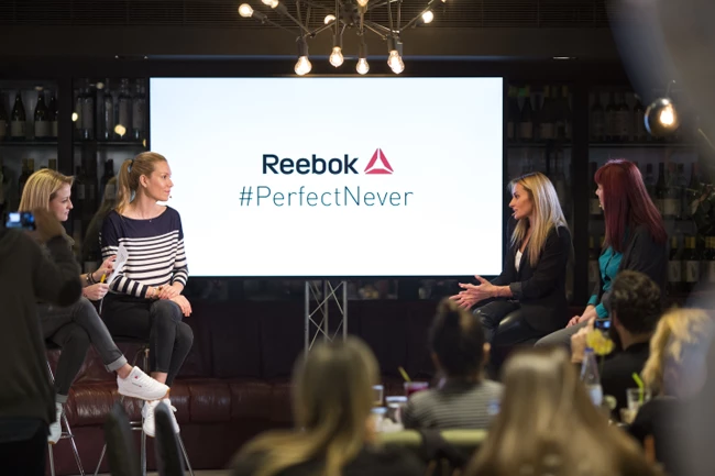 #PerfectNever | Η "τέλεια" Gigi Hadid, τα νέα Club C της Reebok και μια μέρα γεμάτη δύναμη - εικόνα 3