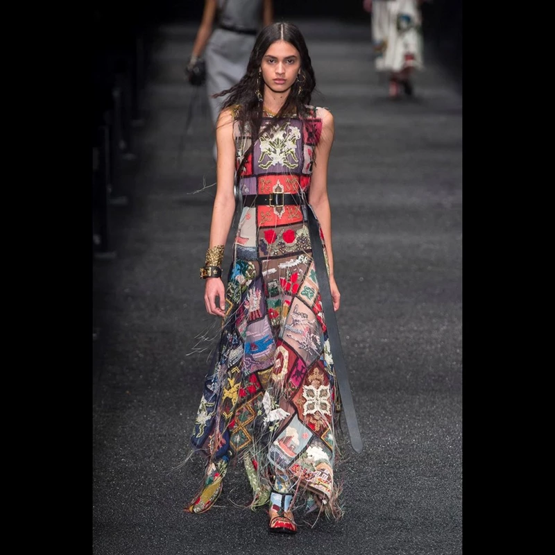 Stella McCartney, Alexander McQueen Φθινόπωρο-Χειμώνας 2017-'18: Βρετανικό στυλ για τη νέα σεζόν! - εικόνα 2