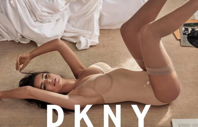 Emily Ratajkowski DKNY