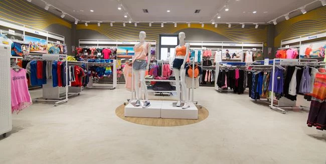 INTERSPORT: Το νέο της κατάστημα είναι ένας "ναός" του sportswear! - εικόνα 4