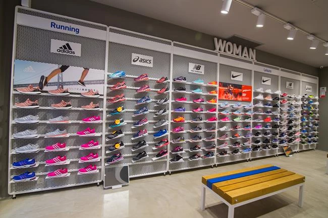 INTERSPORT: Το νέο της κατάστημα είναι ένας "ναός" του sportswear! - εικόνα 6