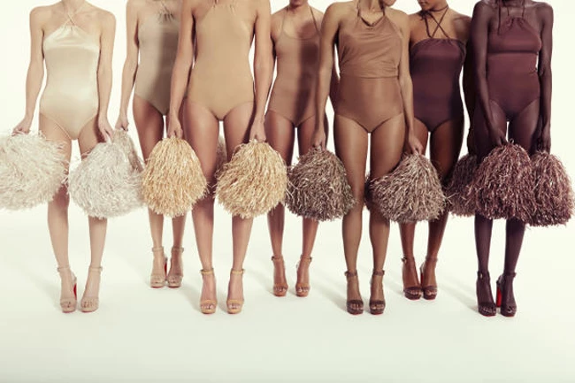 Christian Louboutin: Δες τη νέα σειρά του από ψηλά σανδάλια σε 7 nude αποχρώσεις - εικόνα 4