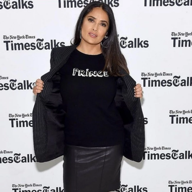 Salma Hayek: Τίμησε τον Prince με αυτό τον τρόπο!