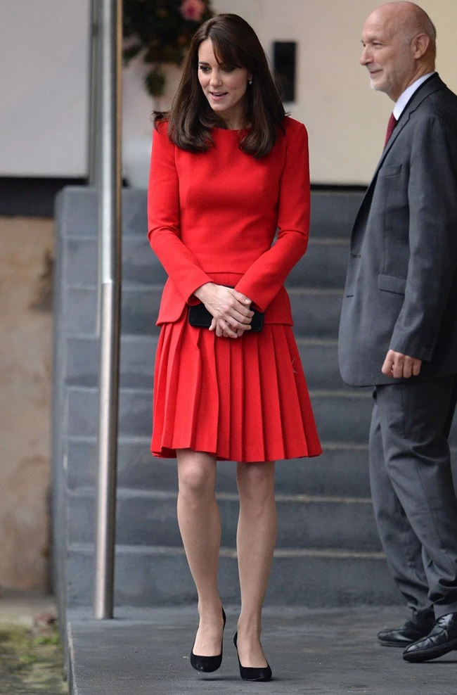 Kate Middleton - Kim Kardashian με ίδιο outfit, γίνεται; Κι όμως, ναι!