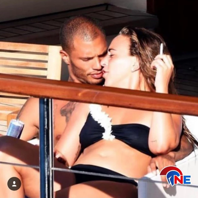 Jeremy Meeks: O "σέξι κατάδικος" σε ρομαντικά στιγμιότυπα με διάσημη κληρονόμο