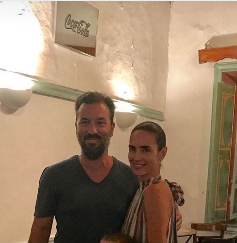 Jennifer Connelly: Διακοπές στην Ελλάδα για τη διάσημη ηθοποιό