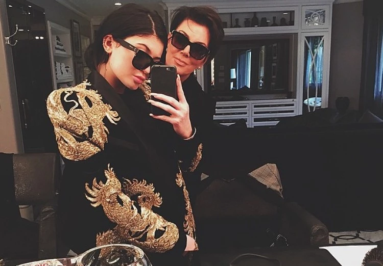 Ενθουσιασμένη η Kris Jenner με την εγκυμοσύνη της Kylie