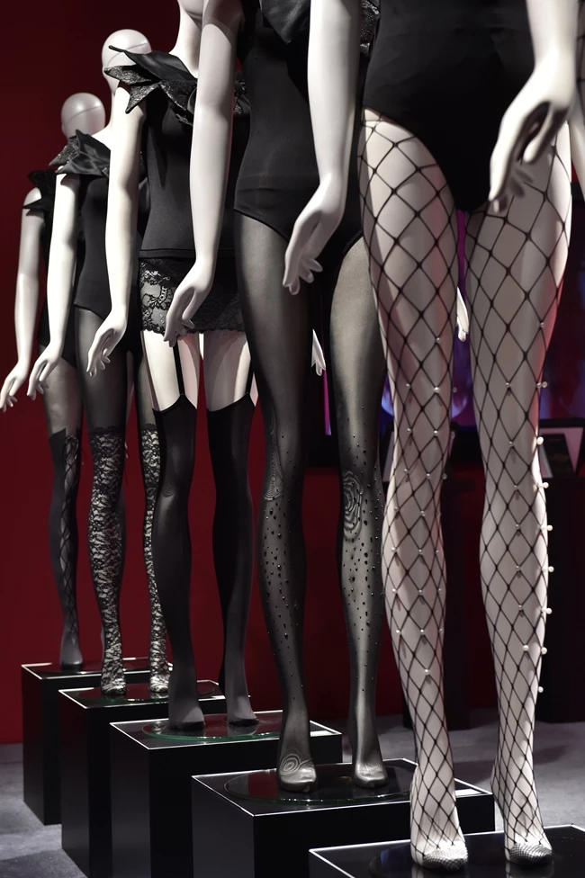 Calzedonia Leg Show | Βρεθήκαμε στο φαντασμαγορικό fashion show στη Βερόνα - εικόνα 2