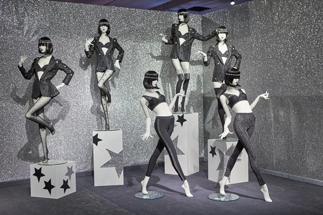Calzedonia Leg Show | Βρεθήκαμε στο φαντασμαγορικό fashion show στη Βερόνα - εικόνα 3