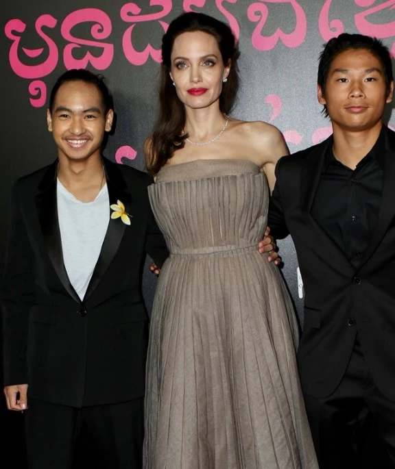 Angelina Jolie: Υποψήφια για Όσκαρ με τη νέα της ταινία