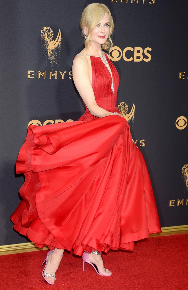 Nicole Kidman | Φόρεσε στα Emmy το πιο αναπάντεχο και τολμηρό trend στα παπουτσια! - εικόνα 3