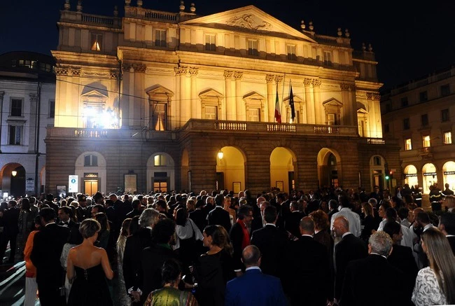 Green Carpet Fashion Awards: Μια βραδιά γεμάτη λάμψη στο Μιλάνο