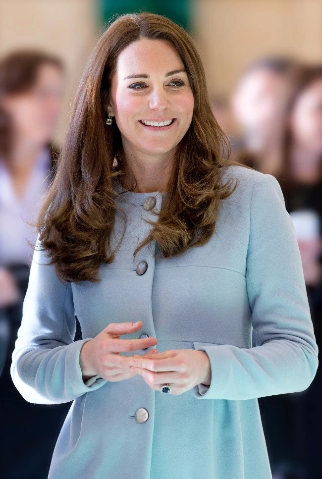 Kate Middleton | Γιατί δεν βάφει ποτέ τα νύχια της;