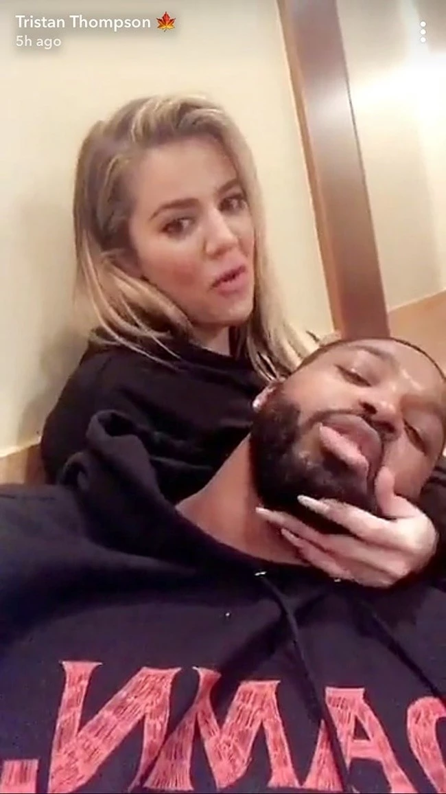 Khloe Kardashian: Η πρώτη εμφάνιση μετά τις φήμες εγκυμοσύνης