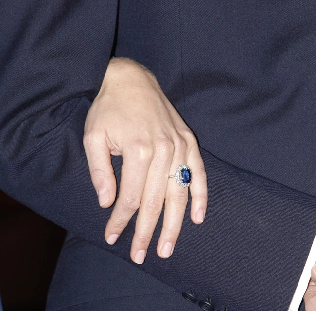 Η Πριγκίπισσα Ευγενία αντέγραψε το δαχτυλίδι αρραβώνων της Kate Middleton